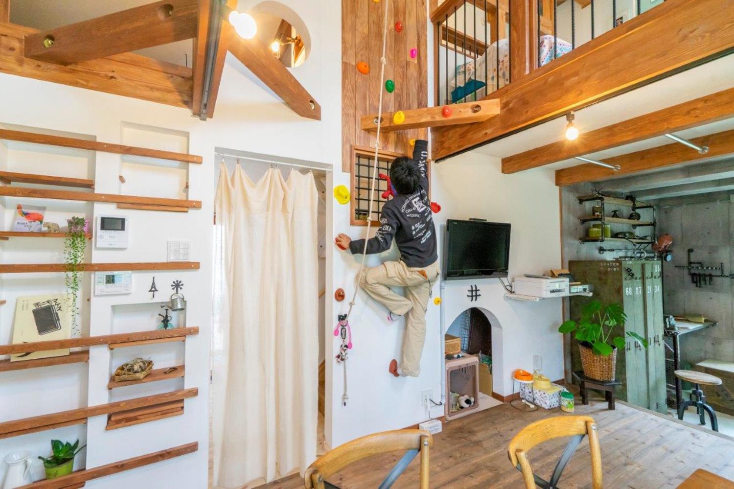 ワクワクする暮らしをご提案 忍者屋敷のような家 高栄ホームの写真集